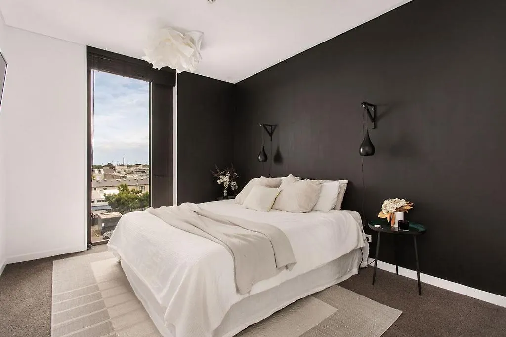 Apartment Whow! Unique Quirky Spacious Free Off Street Park Christchurch New Zealand